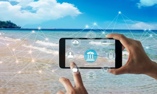 tengerparton digitális ügyintézés mobiltelefonnal
